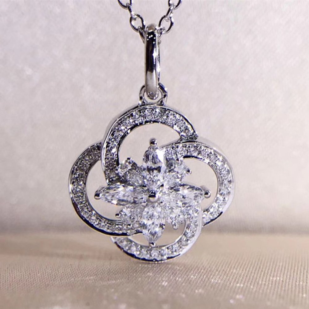 💞Flower Hollow Romantic 925 Silver Plated Pendant Necklace for Women, MARR9014